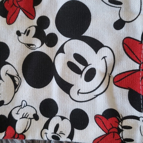 Disney Classic Mickey and Minnie Cotton Kitchen Towel Set - Picture 3 of 8